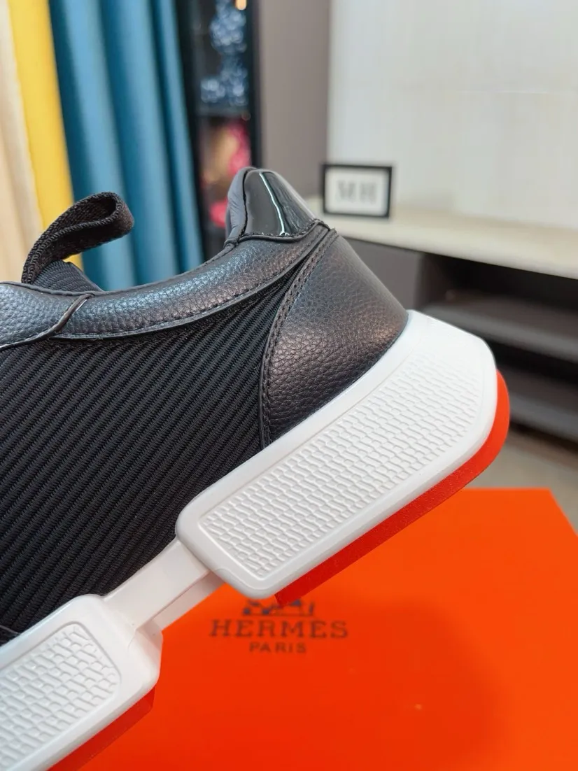 Men's shoes 💰460🌸🌸【HERMES】Hermès high-end quality original shoe upper: 🔝tumbled calfskin, suede calfskin, shoe body sewn H totem, outsole: ultra-light TPU foam·rubber; two-color molded outsole, ultra-high quality control·fine workmanship: highlighting (high-end·luxury·grade) 38-44 (45 can be customized)